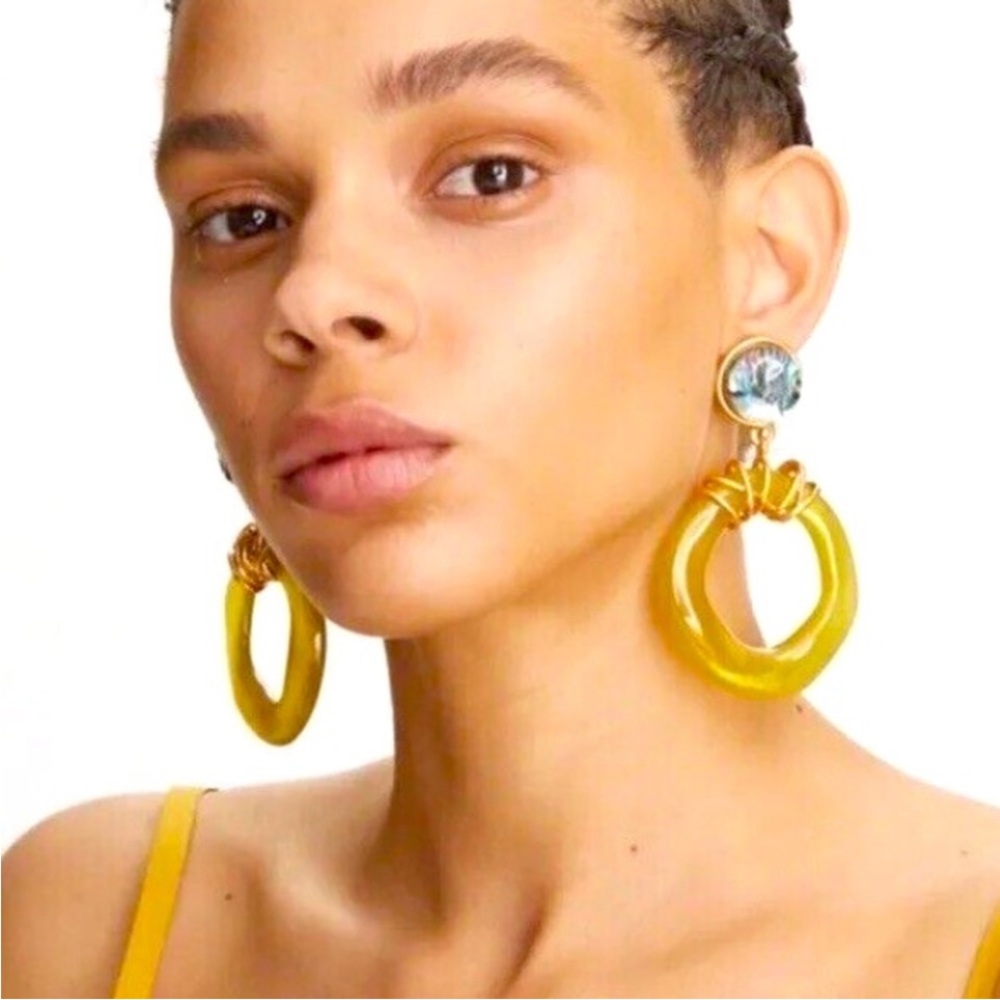 Tory Burch lime green wrapped door knocker lightweight statement earrings 🍋‍🟩 - Picture 11 of 11